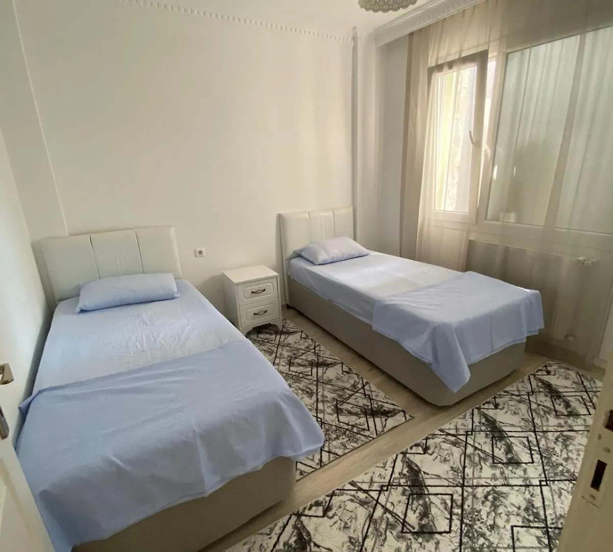 3 Ege Ueniversite Ve Hastanesi Yakini Aileye-Firma Calisanlarina Uygun Bornova
